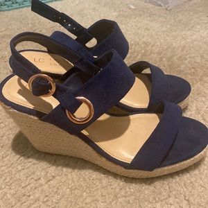 Navy blue wedges